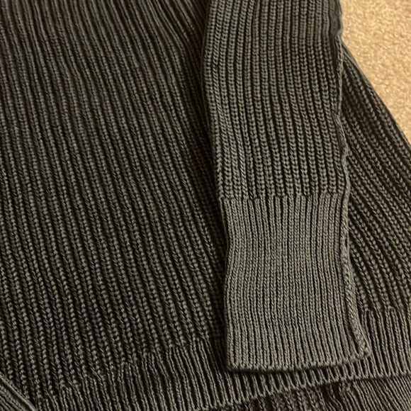 Hollister open shoulder sweater - Picture 4 of 4